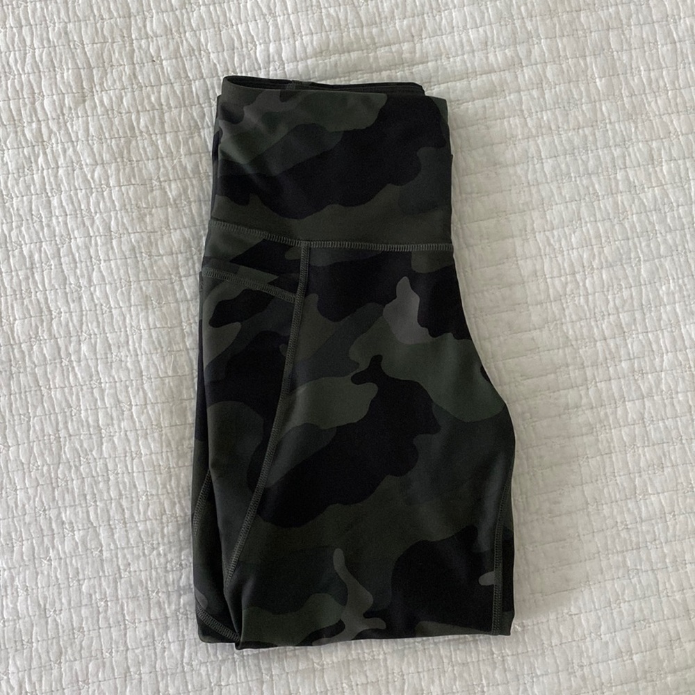 Old Navy Active Power Soft Side Pocket Crop Leggings Size Medium